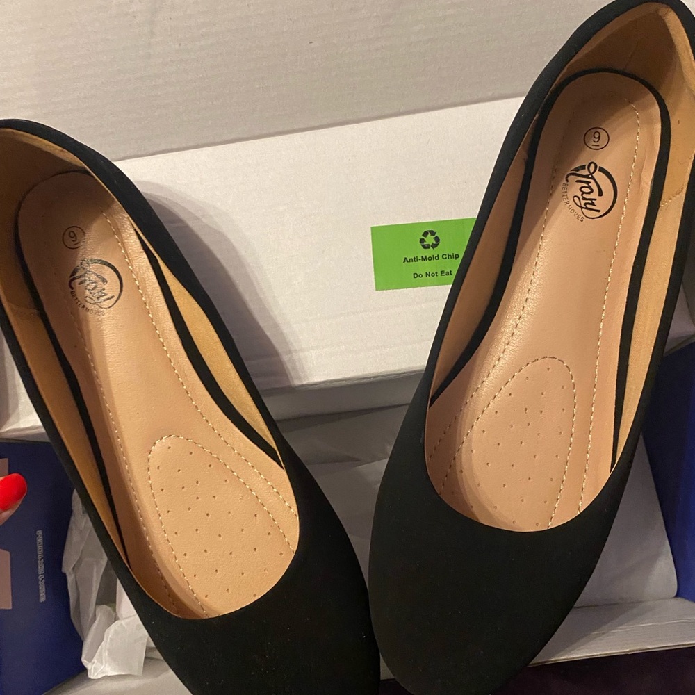 Trary Black Women's Flats